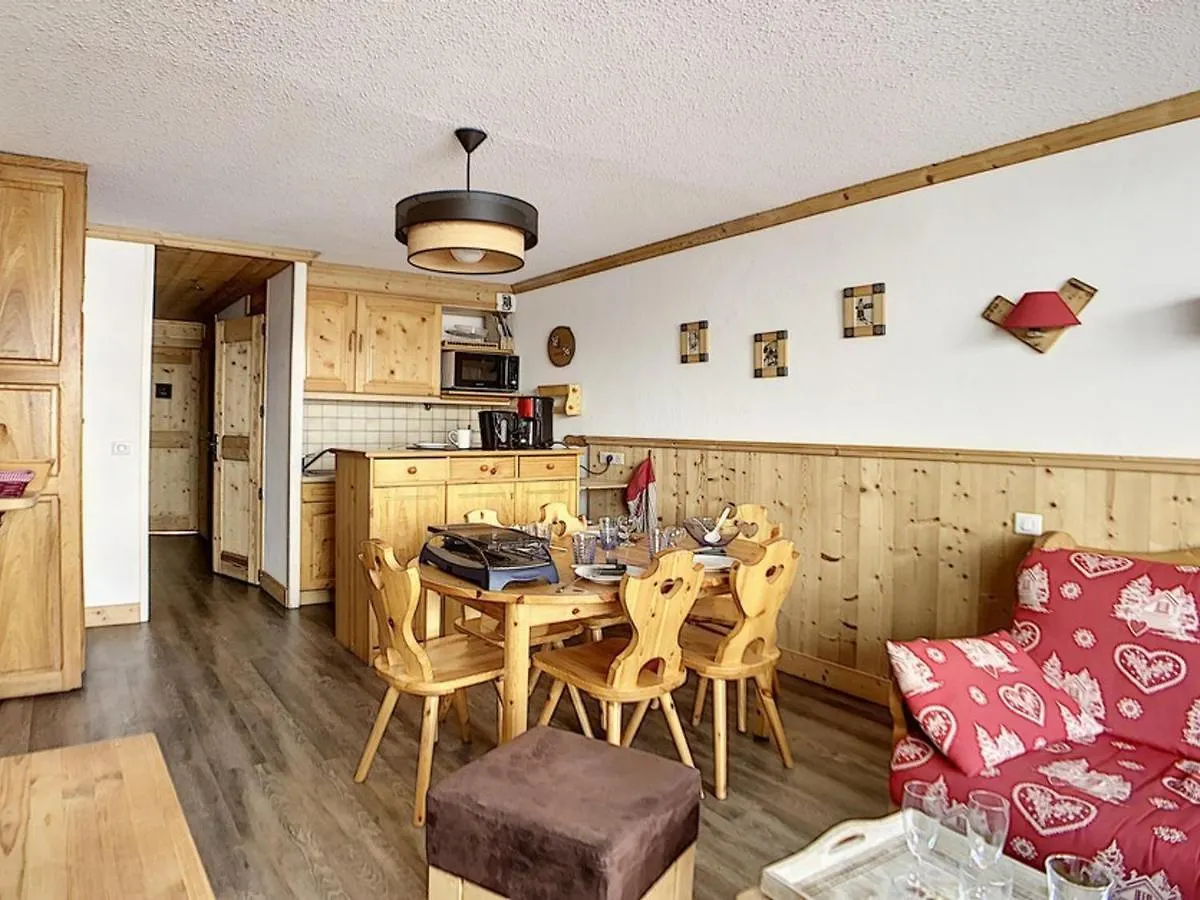 公寓 Appartement Renove, Skis Aux Pieds, Balcon Sud, 40 M² 6 Pers, Internet Inclus - Fr-1-344-751 圣马丁德贝尔维尔